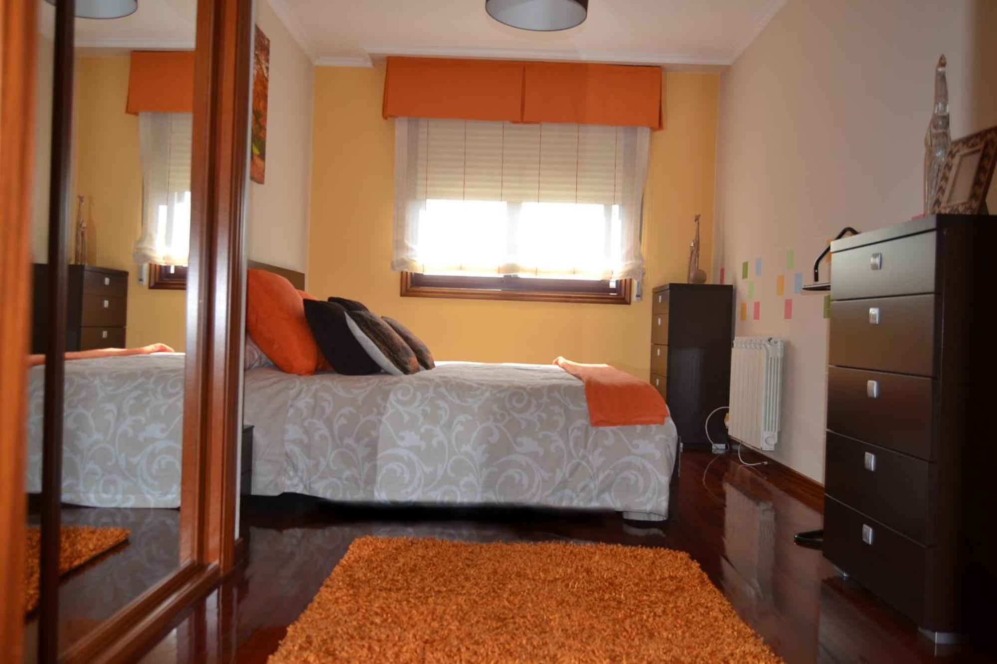 Apartamento Plaza Perillana Ponteareas Bagian luar foto