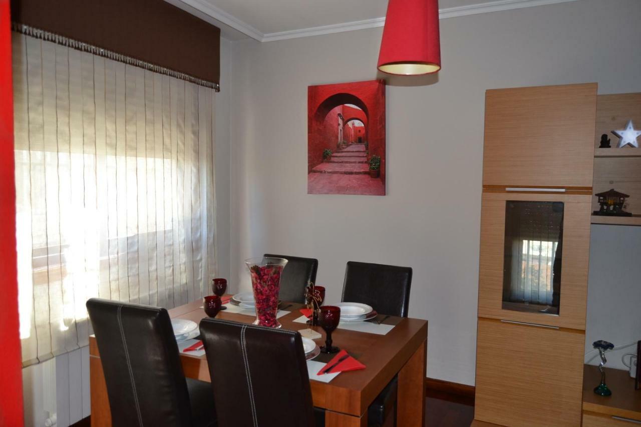 Apartamento Plaza Perillana Ponteareas Bagian luar foto